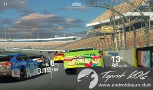 Real Racing 3 v4-0-3-mod-apk-para-hile-2 